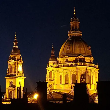 Skyline View With En Sauna Apartment Budapest